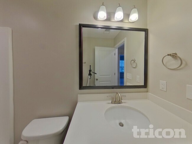 Building Photo - 120 Dunnsmore Dr