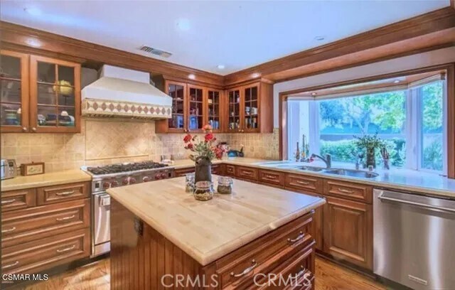 Building Photo - 3801 Mainsail Cir