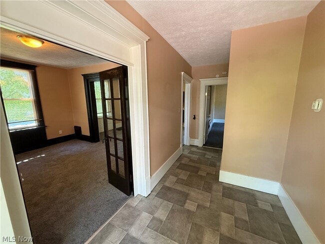 Building Photo - 1076 Ackley St