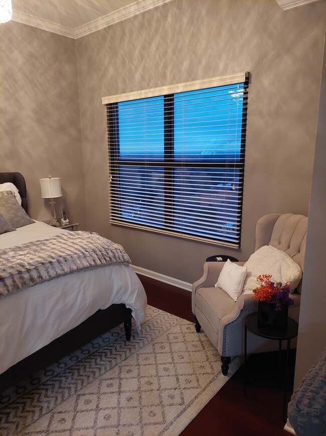 Furnished Bedroom for Rent - 3040 Peachtree Rd NW