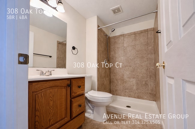 Building Photo - 308 Oak Top Ct