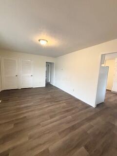 Building Photo - 7362 Sabre Ave