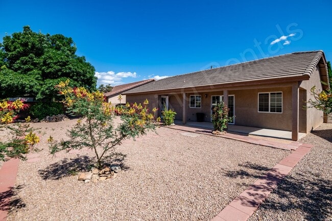 Building Photo - GORGEOUS HUALAPAI MOUNTAIN FOOTHILLS HOME