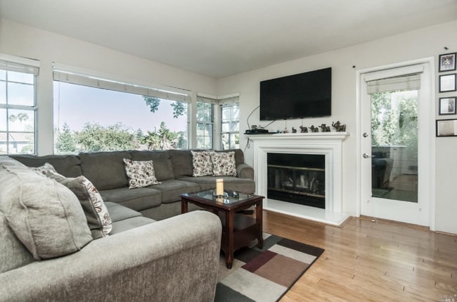 Building Photo - 2915 N Texas St