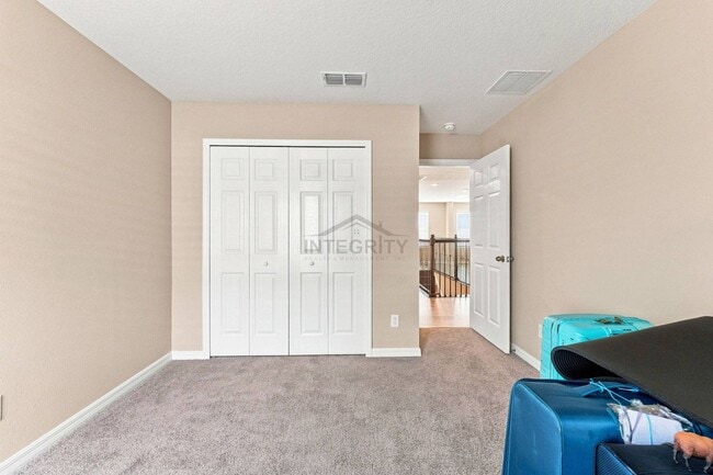Building Photo - 9464 Crescent Ray Dr