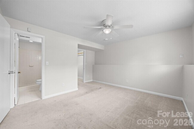 Building Photo - 10715 Derry Dr
