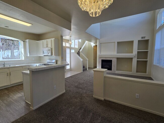 Building Photo - Beautiful South Reno Home in Gated Community