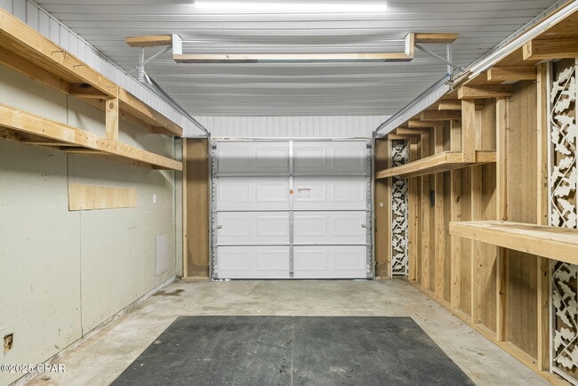 Building Photo - 1203 Iowa Ave