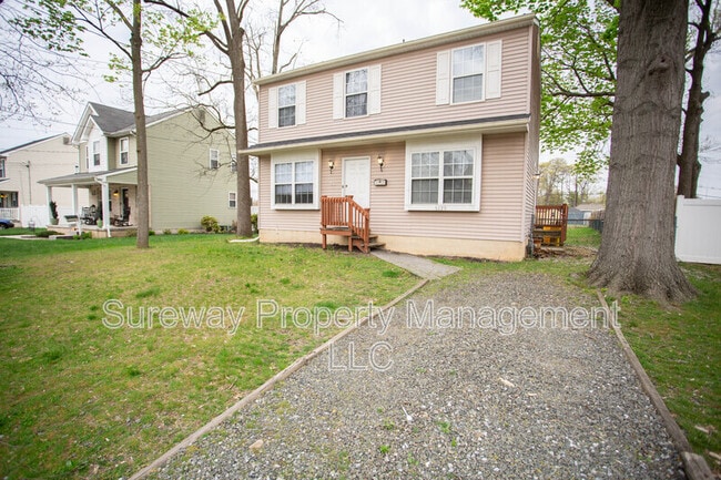 Building Photo - 5729 Irving Ave