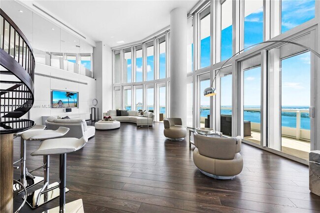 Building Photo - 1643 Brickell Ave