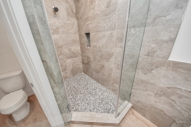 Building Photo - 1053 Glenn Ave