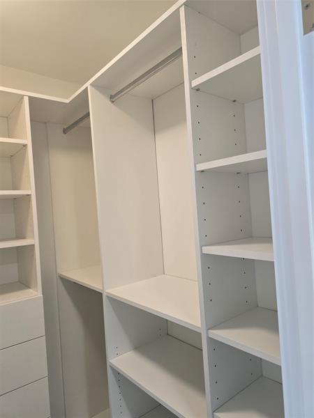 Building Photo - 328 N Ocean Blvd