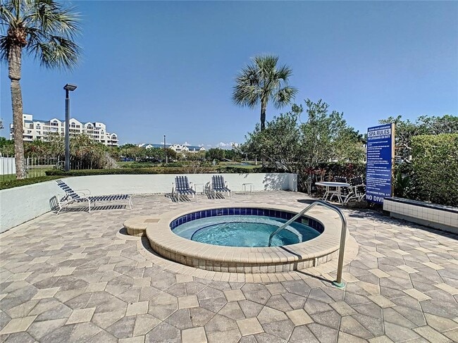 Building Photo - 2333 Feather Sound Dr