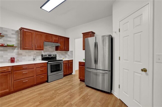 Building Photo - 3335 Briaroak Dr