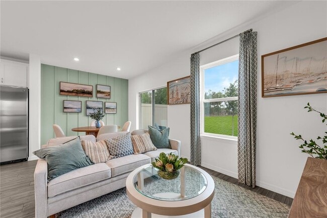 Building Photo - 3031 Jessamine Dr