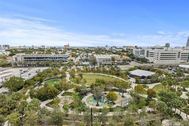 Building Photo - 650 West Ave