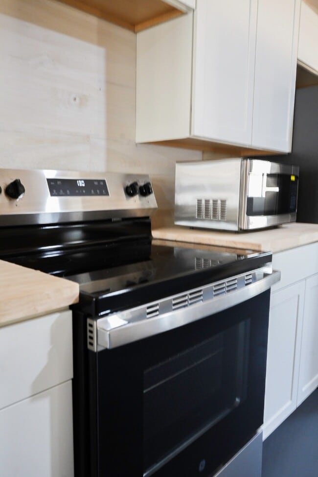 Building Photo - 64 Ted Gran Ln