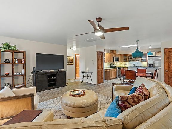 Building Photo - 207 Camino De Los Marquez