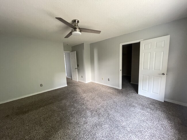 Building Photo - 9712 Seafarer's Way