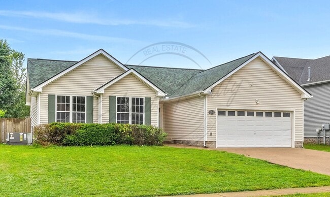 Primary Photo - Charming 3 Bedroom Ranch in Clarksville!
