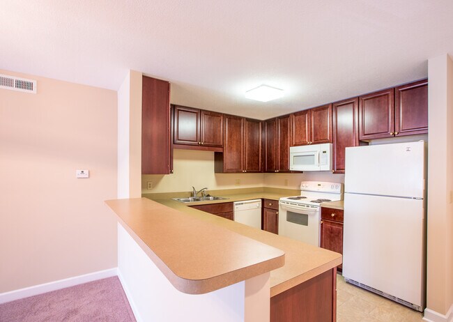 Building Photo - 1600 Pelton Park Dr