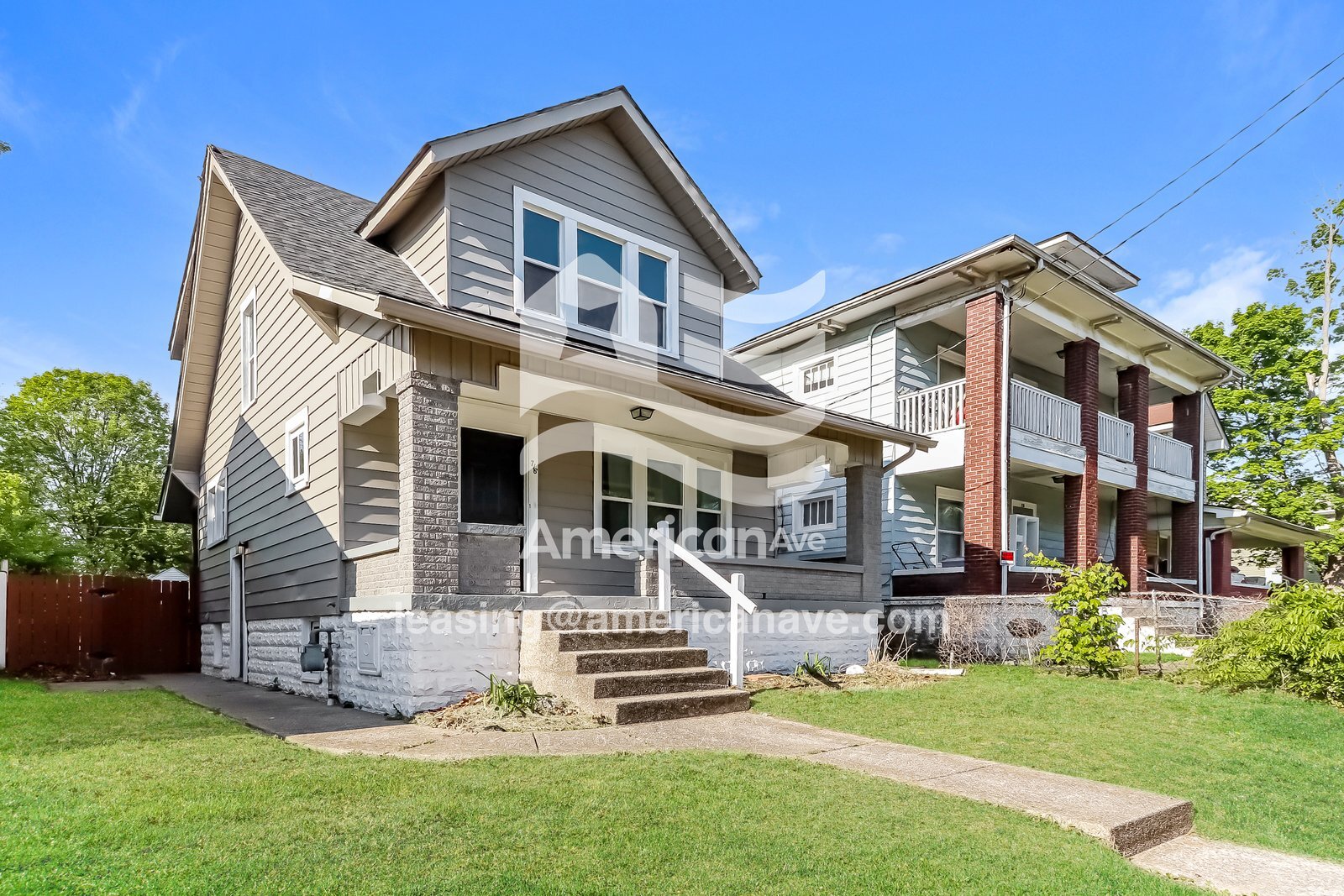 Building Photo - 716 Iowa Ave