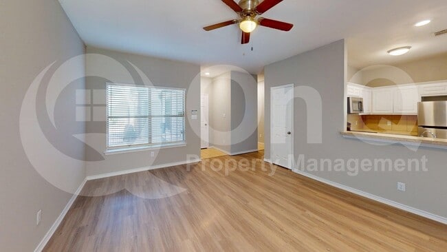 Building Photo - 3263 Wexford Dr