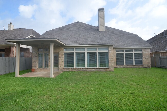 Building Photo - 25619 Tower Side Ln