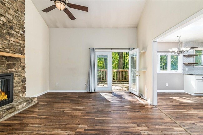 Building Photo - 5708 Bridlewood Dr