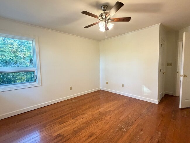 Building Photo - 5 Bed 3 Bath Home in Ruston