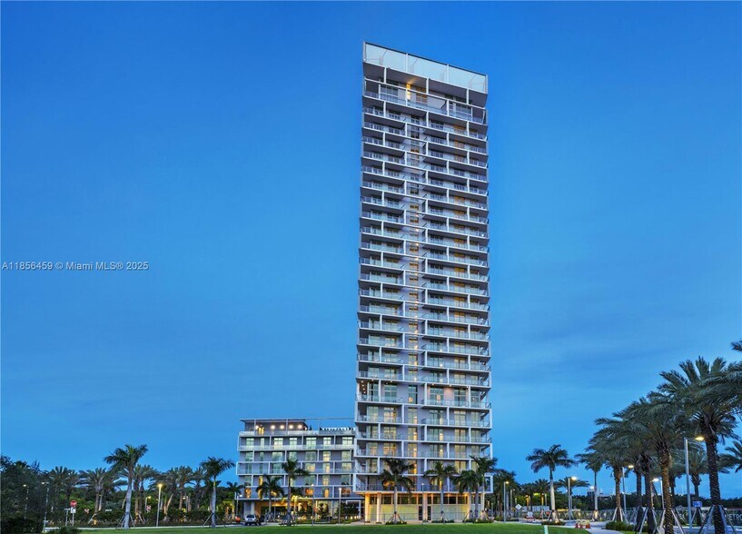 Building Photo - 2000 Metropica Way