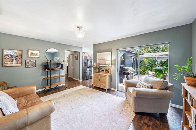 Building Photo - 8619 Veridian Dr