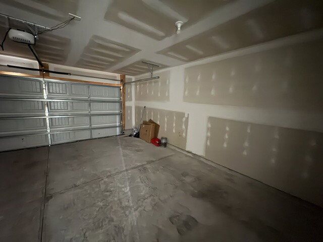 Building Photo - 1153 Fowler Dr