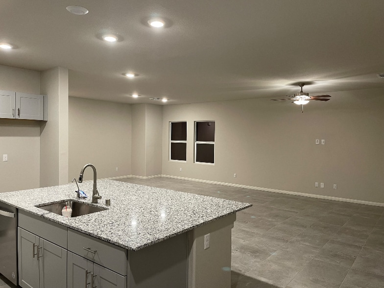 Building Photo - 4039 Lady Fern Ave