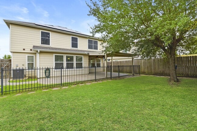 Building Photo - 15811 Vinemoss Ln