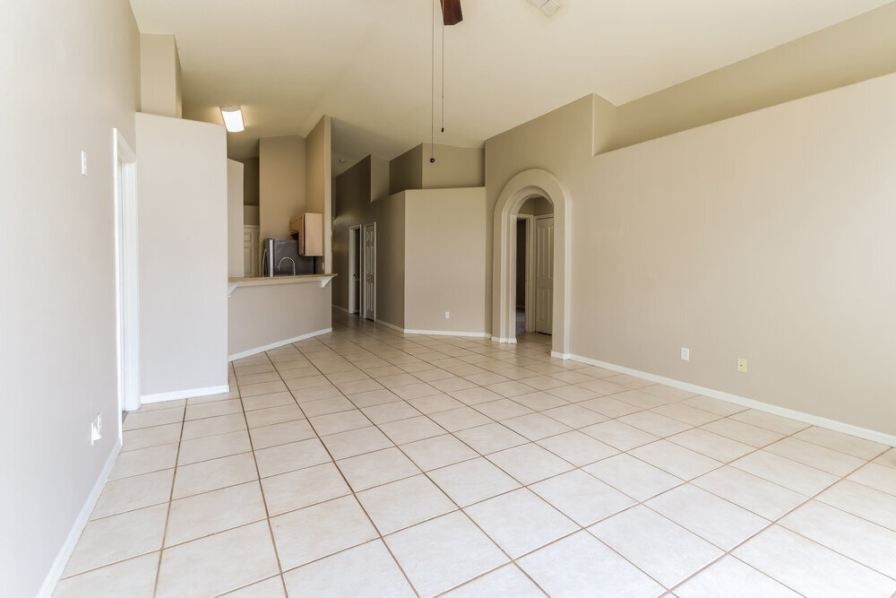 Building Photo - 1324 Crimson Clover Ln