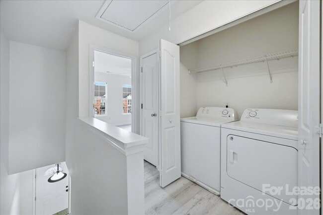 Building Photo - 6928 Creft Cir