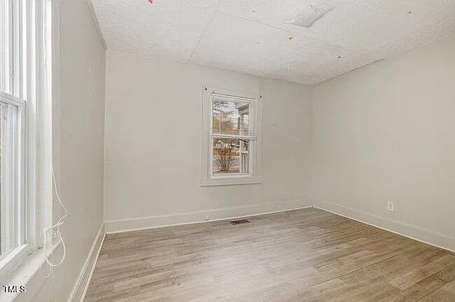 Building Photo - 1103 Hood Ave