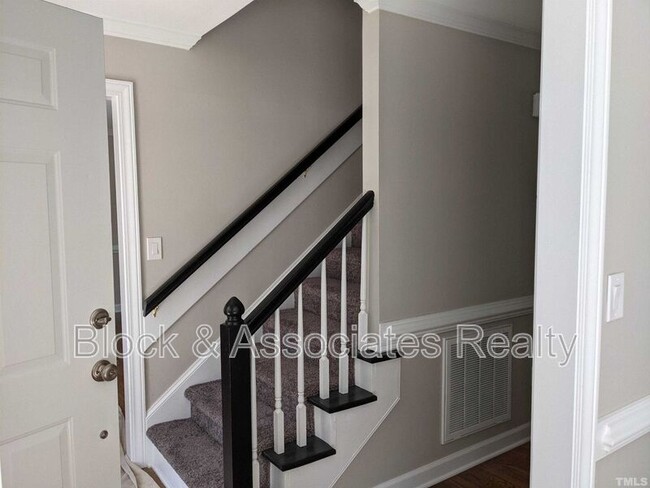 Building Photo - 143 Brannigan Pl