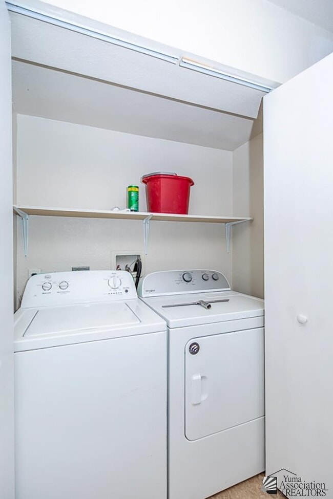 Building Photo - 605 S El Prado Rd