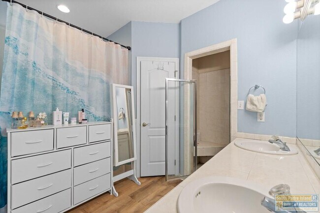 Building Photo - 22 Augusta Dr