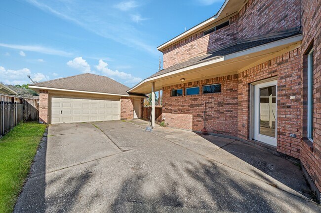 Building Photo - 9306 Lochflora Dr