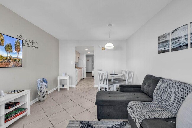 Building Photo - 2001 S Ocean Blvd