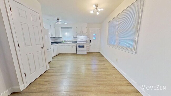 Building Photo - 3 Balfer Ct