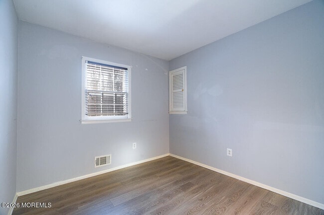 Building Photo - 315 Beverly Way