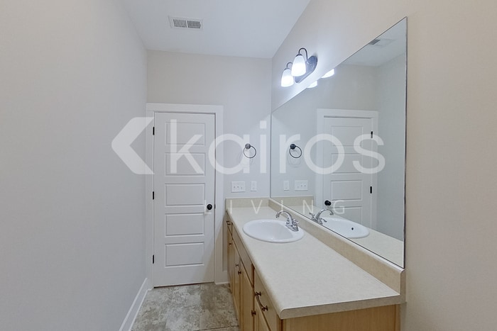 Building Photo - 66 Maple Leaf Dr