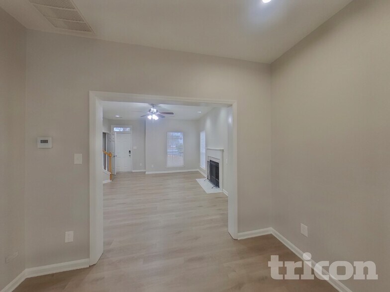 Building Photo - 9226 Stone Abbey Pl