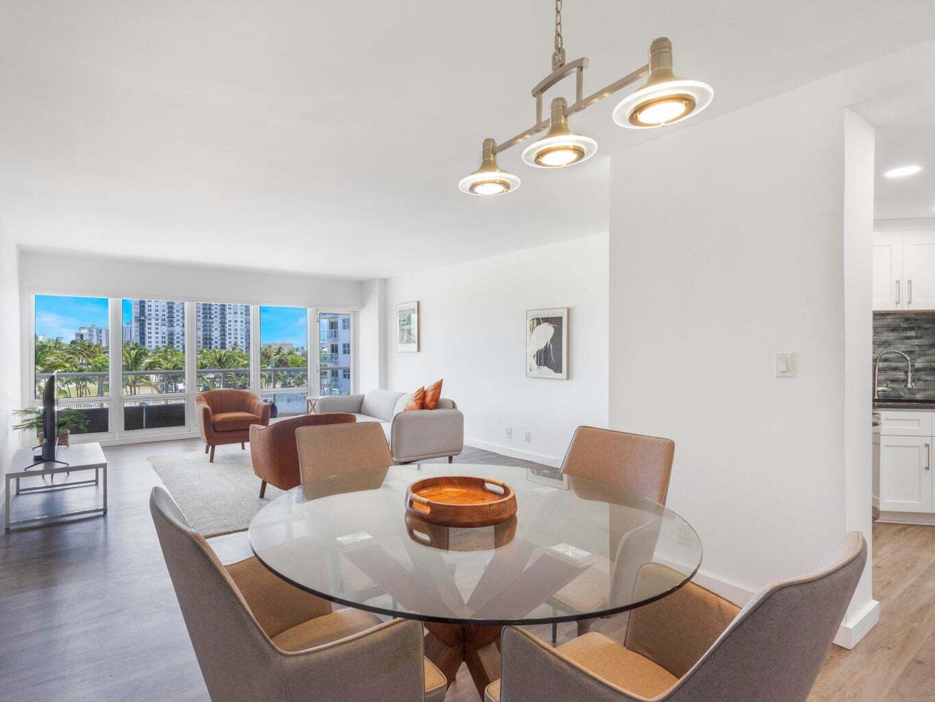 Building Photo - 111 N Pompano Beach Blvd