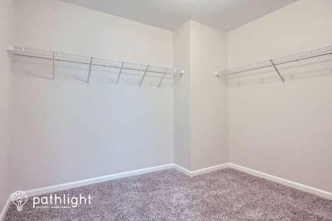 Building Photo - 701 Brentwood Pkwy