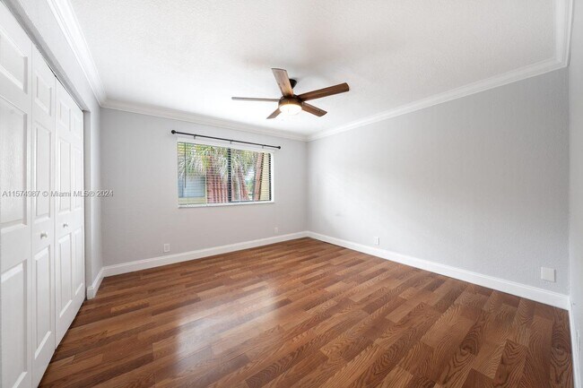 Building Photo - 11384 Royal Palm Blvd